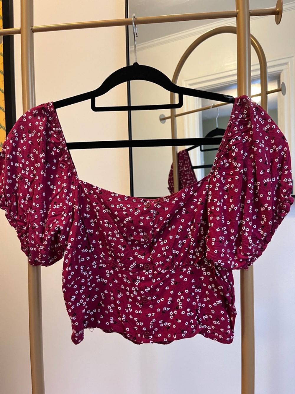 Garage Magenta Floral Puff-Sleeve Crop Top